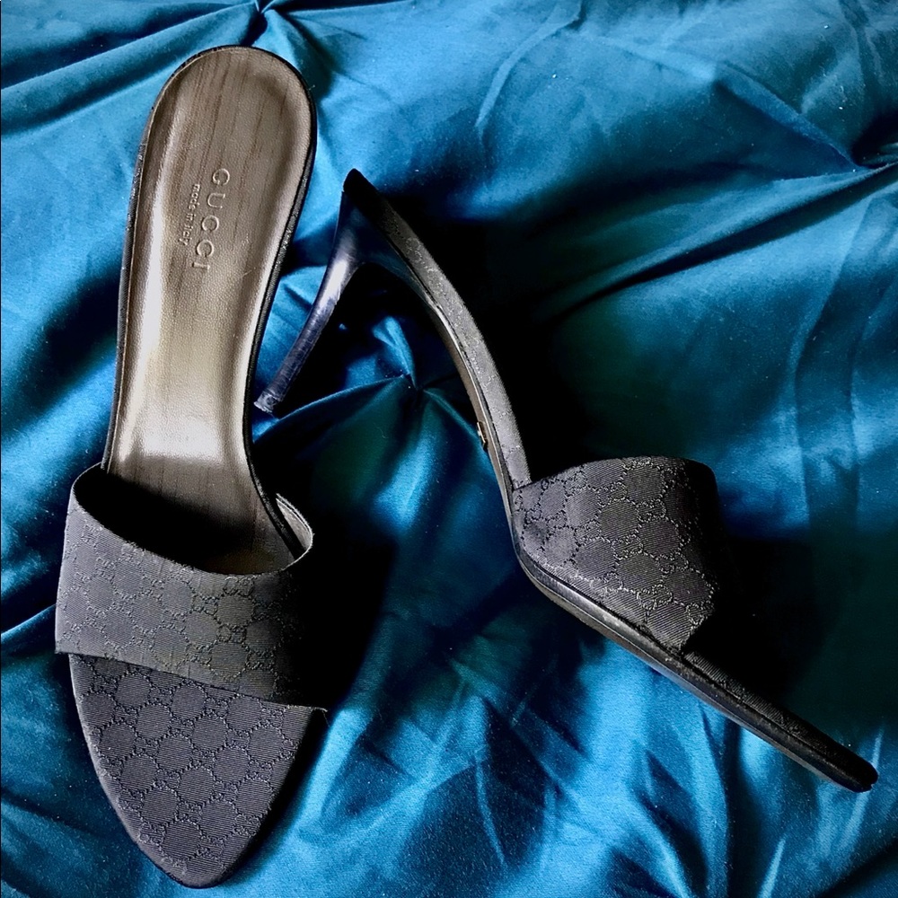 Gucci 3” Canvas Sandal Mules size 7.5 B